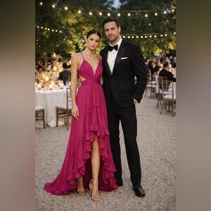 IEENA FOR MAC DUGGAL
Pleated Tiered Cut Out Sleeveless Gown NWT